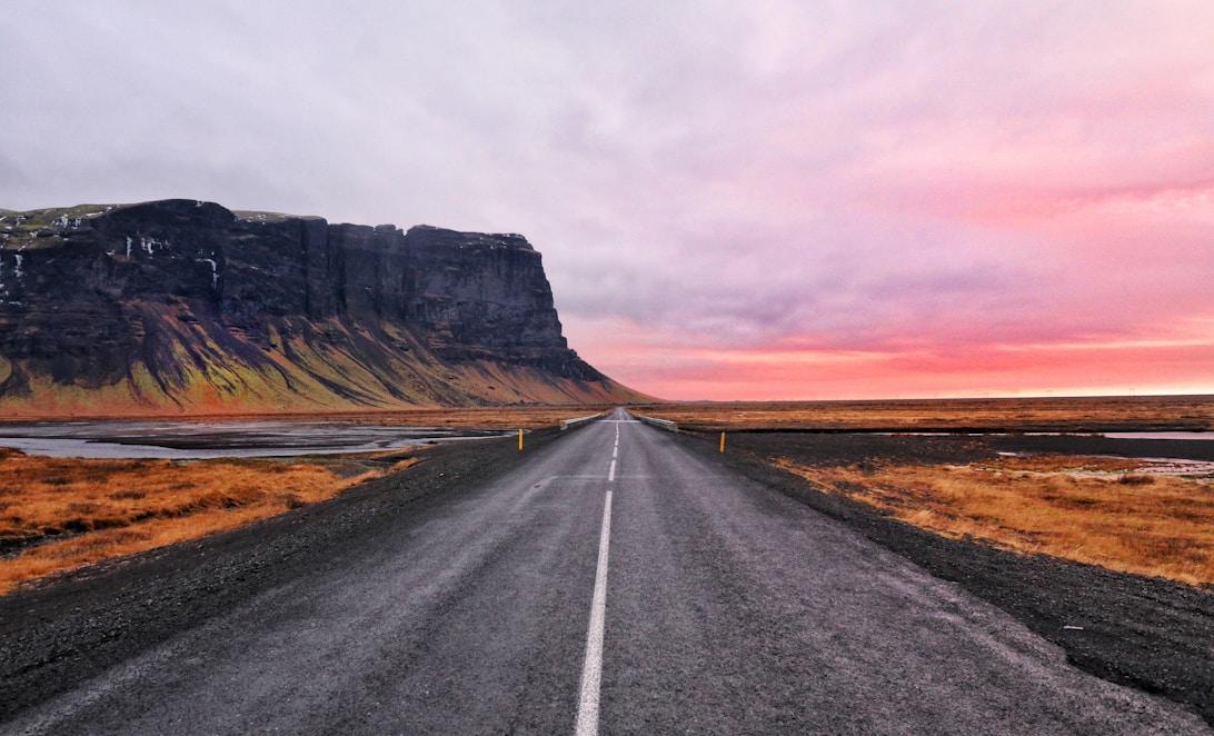 Driving habits in Iceland